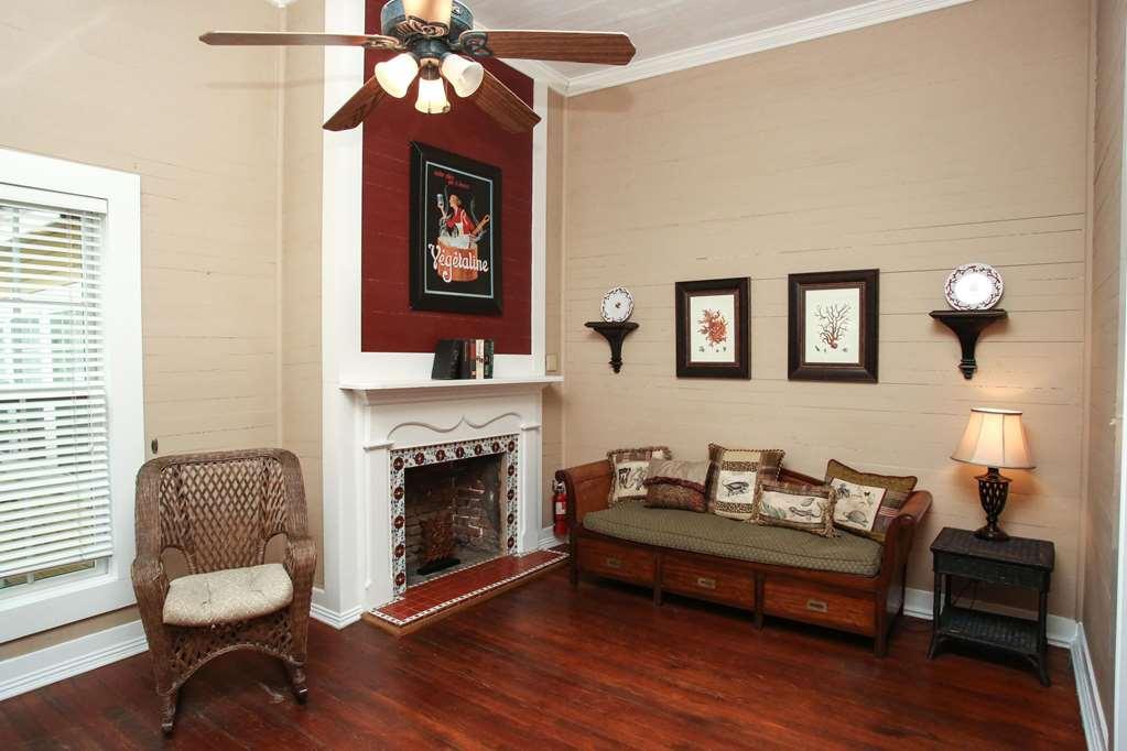 Coombs Inn & Suites Apalachicola Buitenkant foto