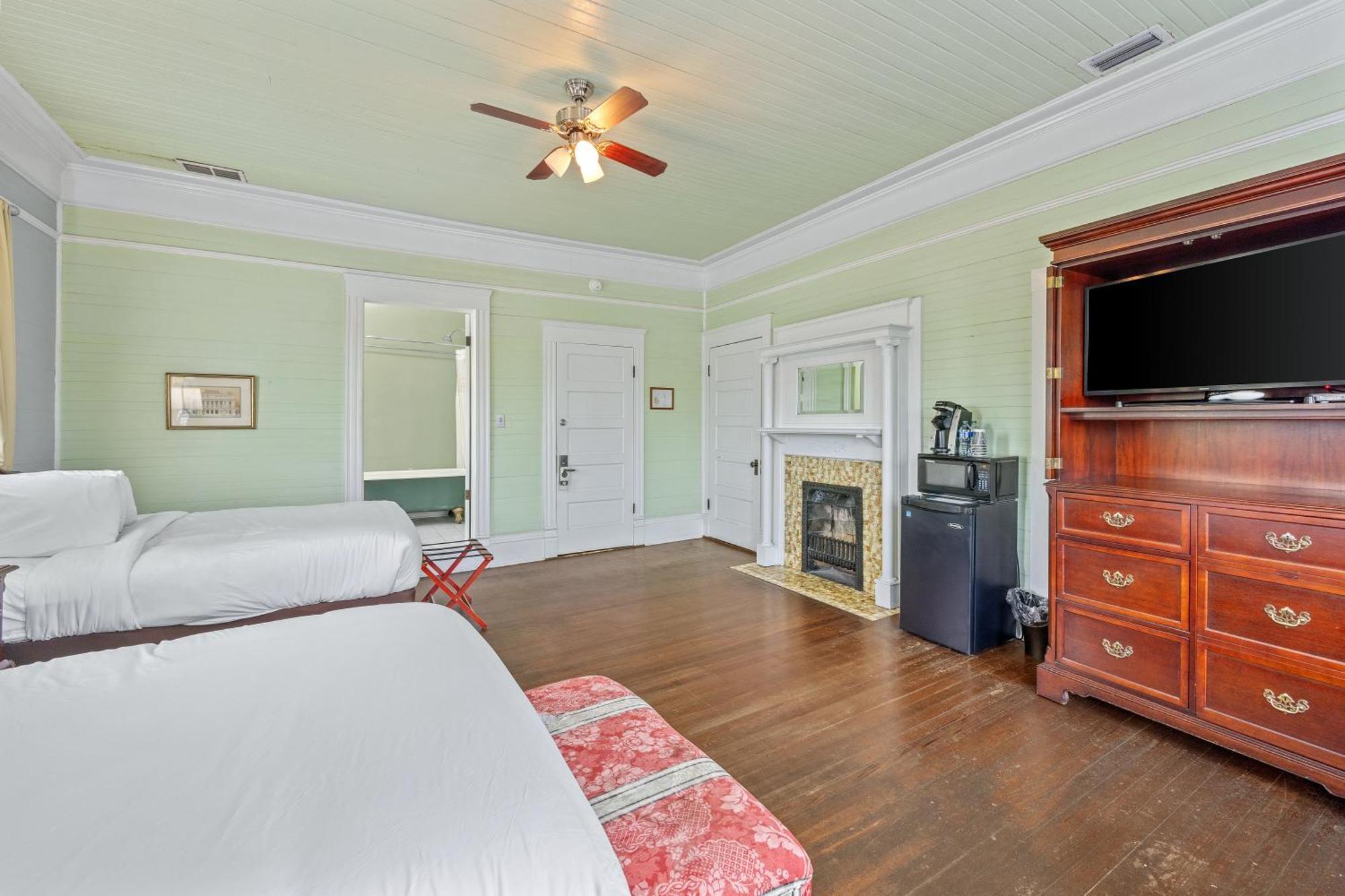 Coombs Inn & Suites Apalachicola Buitenkant foto